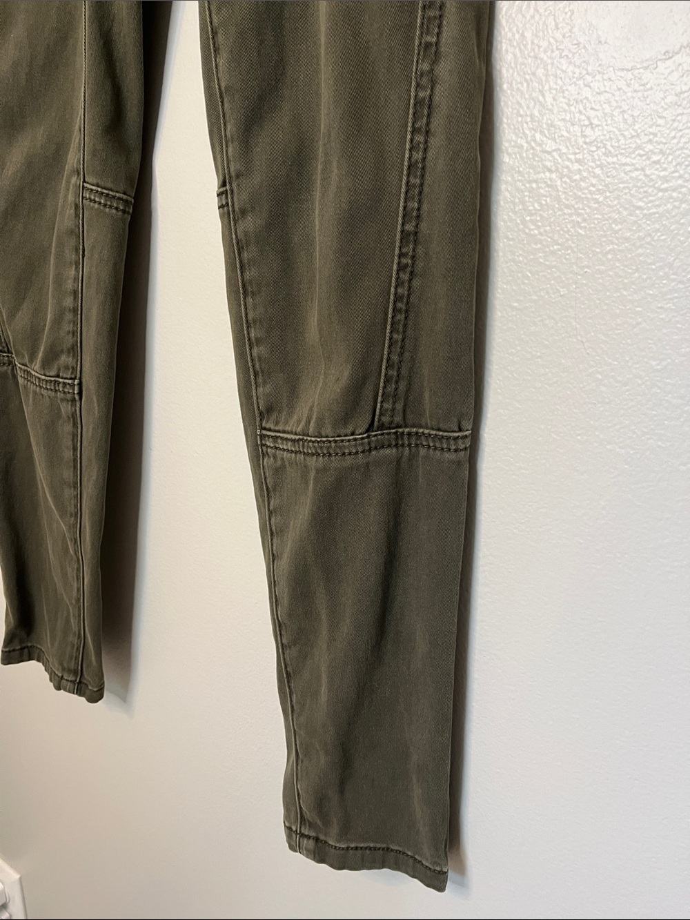 Anthropology Pilcro and the Letterpress Olive Green Women’s Jeans - Picture 3 of 16